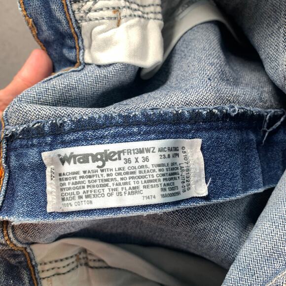 Wrangler FR Jeans Mens 36x36 Flame Resistant FR13MWZ HRC2 CAT2 Workwear - Picture 6 of 16